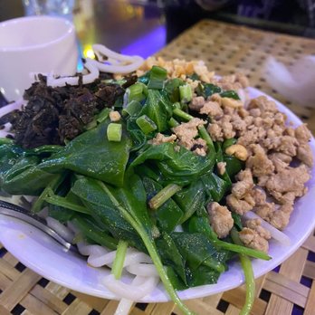 Famous Sichuan - Dan Dan Noodle with Chili Sauce - Szechuan Near Me - New York, New York