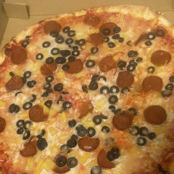 Glendale Pizza - Vegan Pizza (I brought the cheese and pepperoni) - Pizza Near Me - Glendale, New York Glendale Pizza - Vegan Pizza (I brought the cheese and pepperoni) - Pizza Near Me - Glendale, New York