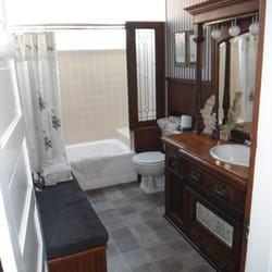 Mildred's Bed & Breakfast - A bathroom