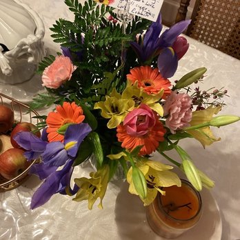Victor's Florist - This is what they delivered to my mother for Mother's Day! - Florists Near Me - South Orange, New Jersey Victor's Florist - This is what they delivered to my mother for Mother's Day! - Florists Near Me - South Orange, New Jersey