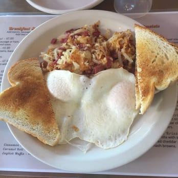 Suzie's Kitchen - Corned beef hash...uhhhh it's sliced deli meat. - Breakfast & Brunch Near Me - Rosemount, Minnesota Suzie's Kitchen - Corned beef hash...uhhhh it's sliced deli meat. - Breakfast & Brunch Near Me - Rosemount, Minnesota