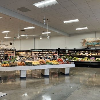 MOM's Organic Market - Produce - Grocery Near Me - Natick, Massachusetts MOM's Organic Market - Produce - Grocery Near Me - Natick, Massachusetts