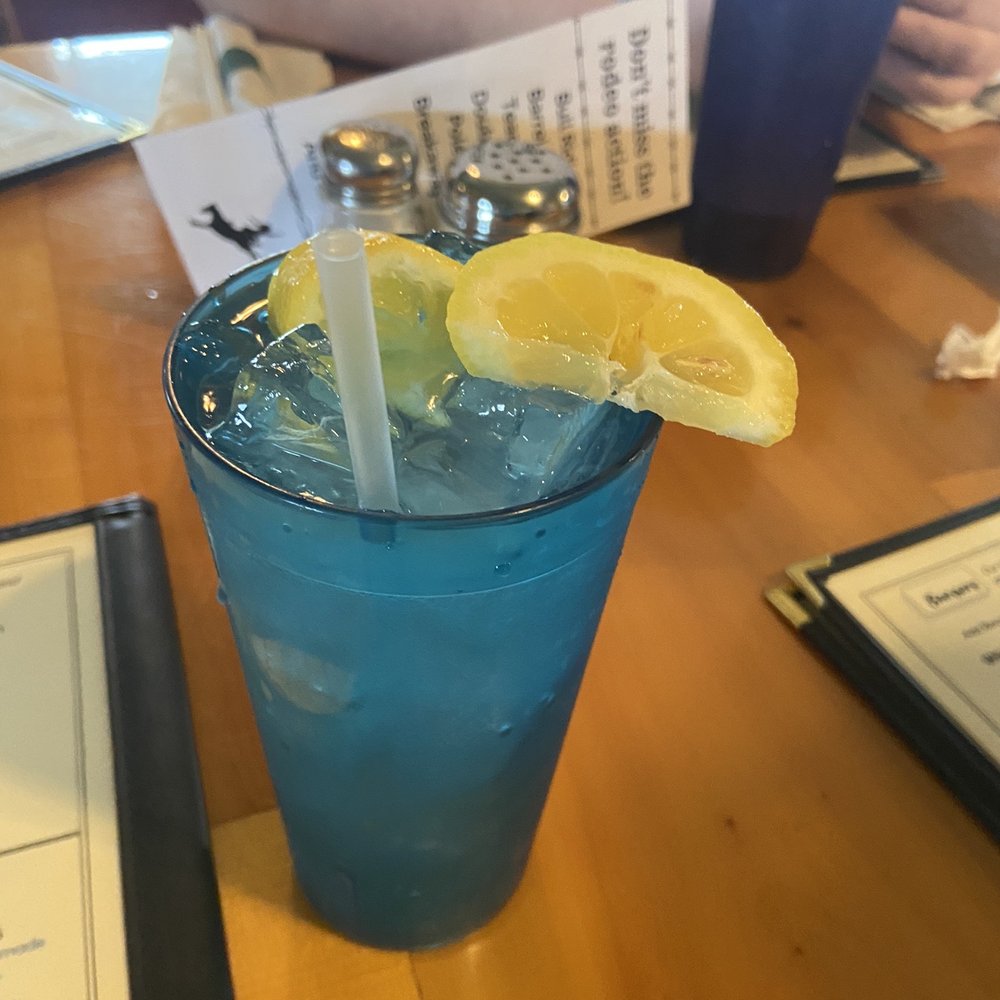 Rosco's Pizza - Water with lemon! - Pizza Near Me - Ninilchik, Alaska Rosco's Pizza - Water with lemon! - Pizza Near Me - Ninilchik, Alaska