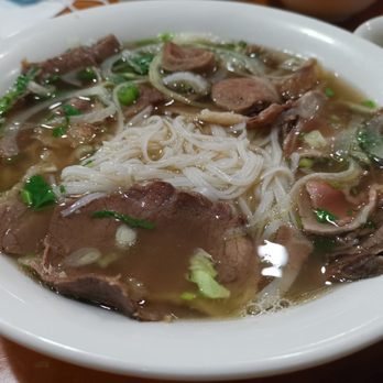 Song Huong Vietnamese - Pho Dac Biet Large - Vietnamese Near Me - Vancouver, British Columbia Song Huong Vietnamese - Pho Dac Biet Large - Vietnamese Near Me - Vancouver, British Columbia