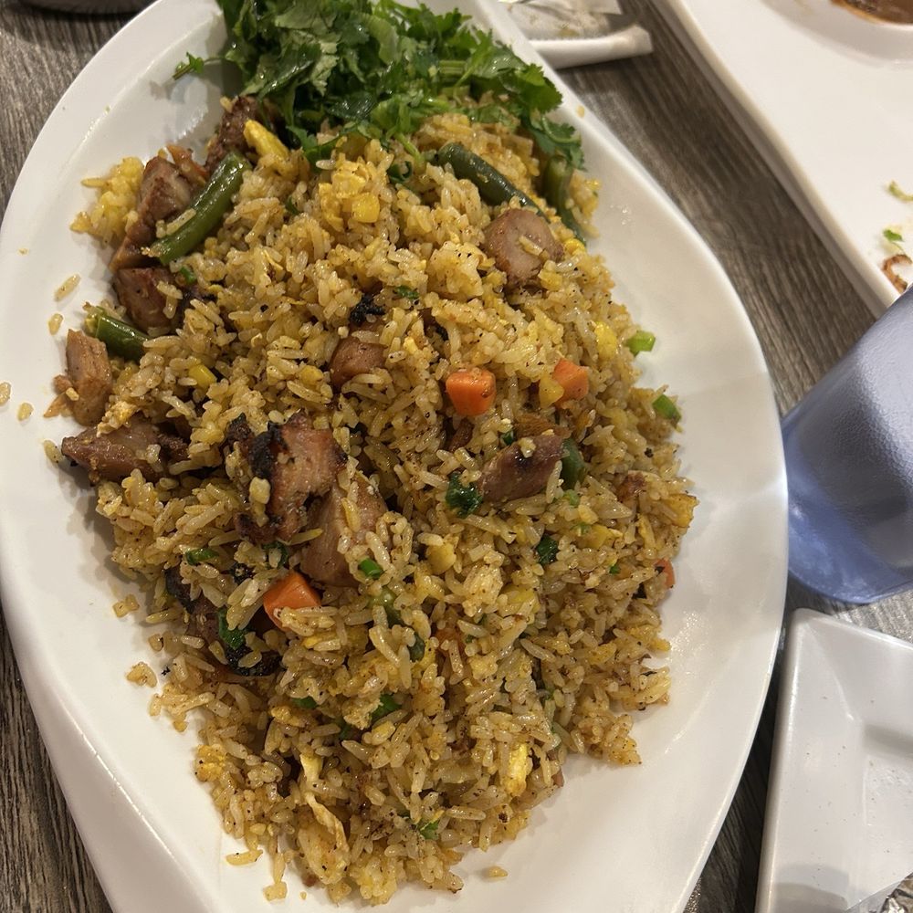 MamaMi Vietnamese Kitchen - Chicken Fried Rice - Vietnamese Near Me - Williamstown, New Jersey MamaMi Vietnamese Kitchen - Chicken Fried Rice - Vietnamese Near Me - Williamstown, New Jersey