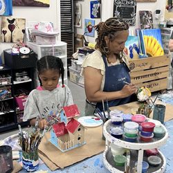 Craft & Canvas