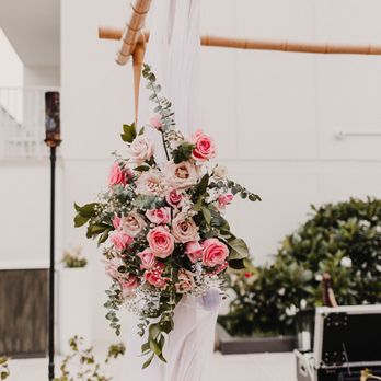 Easley Designs - Wedding Planning Near Me - Honolulu, Hawaii Easley Designs - Wedding Planning Near Me - Honolulu, Hawaii