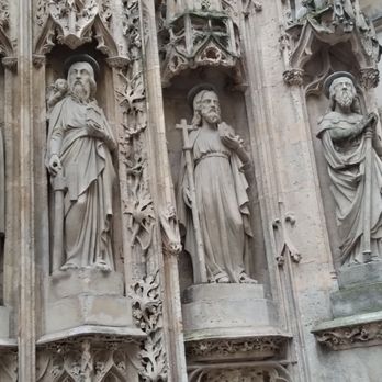 L'Église Saint-Merri - Statues - Churches Near Me - Paris, 75