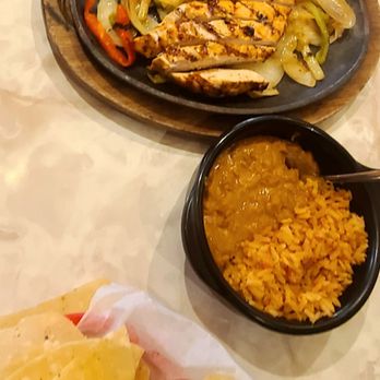 Chuy's - 4/5 Chicken Fajitas - Tex-Mex Near Me - Carmel, Indiana