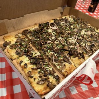 Triple Beam Pizza - Roasted mushroom and shallot - Pizza Near Me - Santa Monica, California Triple Beam Pizza - Roasted mushroom and shallot - Pizza Near Me - Santa Monica, California