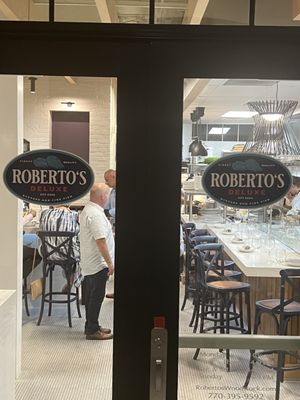Roberto's Deluxe Oysters and Fine Fish by null