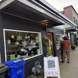 Northwest Wools - Exterior