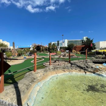 Pirate's Paradise Mini Golf - Mini Golf Near Me - Virginia Beach, Virginia Pirate's Paradise Mini Golf - Mini Golf Near Me - Virginia Beach, Virginia