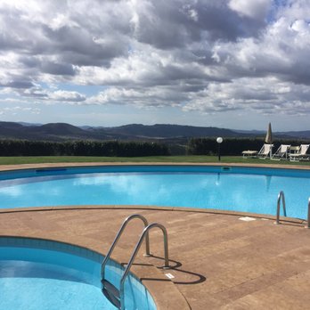 Tenuta Quadrifoglio - The view you can enjoy from the pool itself! - Vacation Rentals Near Me - Gambassi Terme, FI