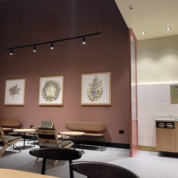 Starbucks - Interior - Coffee & Tea Near Me - Manchester, XGM