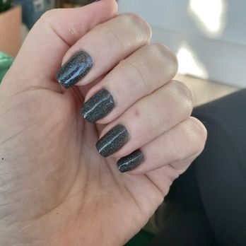 Glossy Nails - Regular polish manicure - Nail Salons Near Me - Lakewood, Ohio