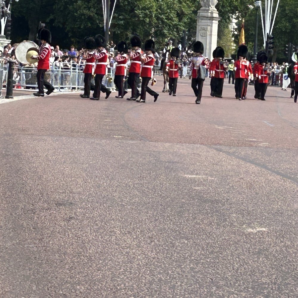 Buckingham Palace - Landmarks & Historical Buildings Near Me - London, XGL