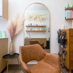 Sola Salons - Puente Hills