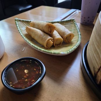 Dumpling World - vegetable rolls - Chinese Near Me - Austin, Texas
