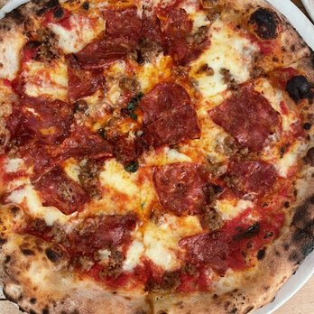 Cane Rosso - Zoli - Wine Bars Near Me - Carrollton, Texas Cane Rosso - Zoli - Wine Bars Near Me - Carrollton, Texas