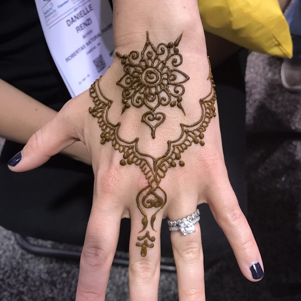 Henna By Dixita - Henna Artists Near Me