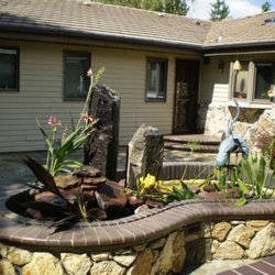 Cobblestone Masonry - Patio / Planter