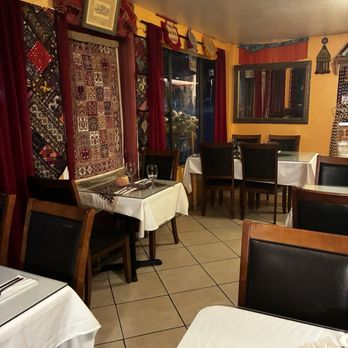 Caravan Kebab - Lovely decor - Indian Near Me - Edmonds, Washington