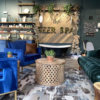 Oakwell Beer Spa - The Beer Spa's Sofa Lounge - Day Spas Near Me - Denver, Colorado