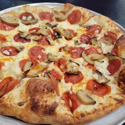 Pisanello's Pizza