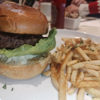 Urban Kitchen - Ribeye burger - American Near Me - Burlingame, California