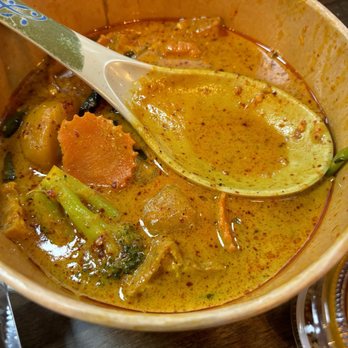 Goi Express Thai - Vegetarian Yellow Curry - Thai Near Me - Murrieta, California Goi Express Thai - Vegetarian Yellow Curry - Thai Near Me - Murrieta, California