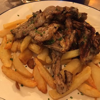Vermutería La Rosa - Baby lamb chops - Tapas Bars Near Me - Palma, PM Vermutería La Rosa - Baby lamb chops - Tapas Bars Near Me - Palma, PM