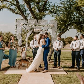 Willow Sky Ranch - Wedding ceremony site - Venues & Event Spaces Near Me - Willow City, Texas Willow Sky Ranch - Wedding ceremony site - Venues & Event Spaces Near Me - Willow City, Texas
