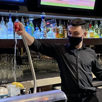 Earls Kitchen + Bar - Canadian (New) Near Me - Langley, British Columbia Earls Kitchen + Bar - Canadian (New) Near Me - Langley, British Columbia