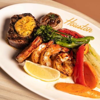 Houston Steak & Fruits De Mer - Steakhouses Near Me - Laval, Quebec