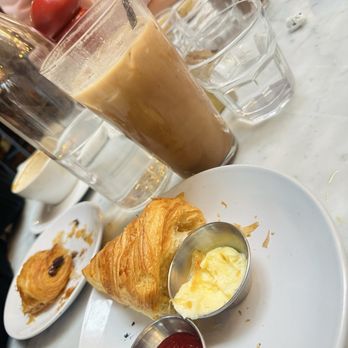 Ascension Coffee - Design District - Coffee & Tea Near Me - Dallas, Texas