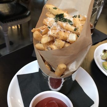 Gordon Tavern - Parmesan fries - New American Near Me - Eugene, Oregon