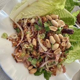 Nam Khao (3 stars) Nam Khao (3 stars)