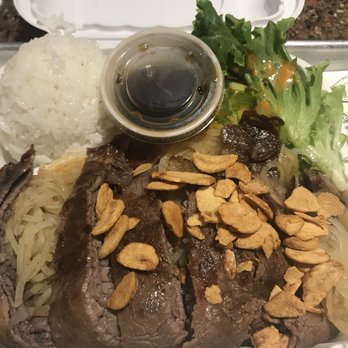 Teppanyaki Farmer - Steak roll with garlic chips. Winnah! - Teppanyaki Near Me - Honolulu, Hawaii Teppanyaki Farmer - Steak roll with garlic chips. Winnah! - Teppanyaki Near Me - Honolulu, Hawaii