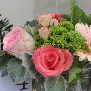 Alpha Floral - Centerpiece - Florists Near Me - Santa Barbara, California Alpha Floral - Centerpiece - Florists Near Me - Santa Barbara, California