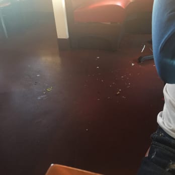 Chili's - Dirty floors. Ew. - American Near Me - Hanford, California