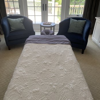 Girl Friday Wellness - Allow me to bring the spa to you and customize your therapeutic massage. - Massage Therapy Near Me Girl Friday Wellness - Allow me to bring the spa to you and customize your therapeutic massage. - Massage Therapy Near Me