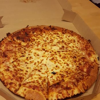 Pizza Hut - Unevenly cut pizza - Pizza Near Me - Spencer, Indiana
