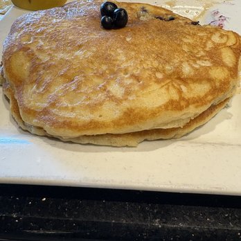 Keke's Breakfast Cafe - Blueberry pancakes - Breakfast & Brunch Near Me - Tampa, Florida