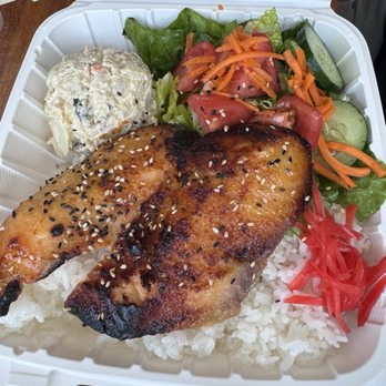 HanaPa'a Market - Salmon Misoyaki!! - Seafood Near Me - Honolulu, Hawaii