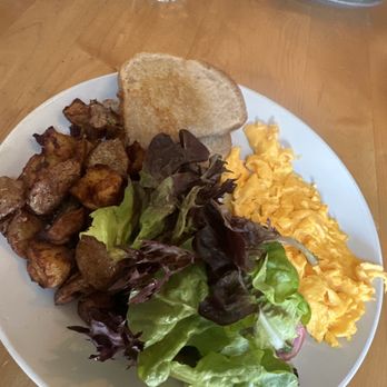 Native Fields - Eggs, bacon, toast and Salad - New American Near Me - Walnut, California Native Fields - Eggs, bacon, toast and Salad - New American Near Me - Walnut, California