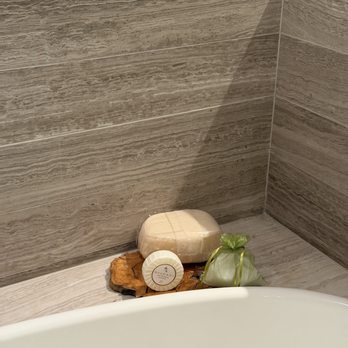 The Clement Hotel Palo Alto - Everything you need for a heavenly bath! - Hotels Near Me - Palo Alto, California The Clement Hotel Palo Alto - Everything you need for a heavenly bath! - Hotels Near Me - Palo Alto, California