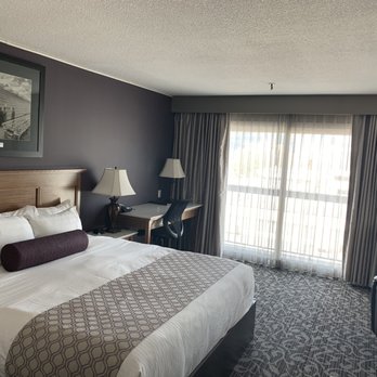 Royal Anne Hotel - King Suite - Room 403 - Hotels Near Me - Kelowna, British Columbia
