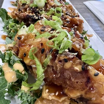 Umi Sushi - Sushi Bars Near Me - Fresno, California