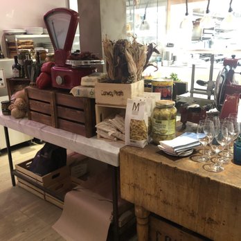 Osteria MKT - Italian Near Me - Montreal, Quebec